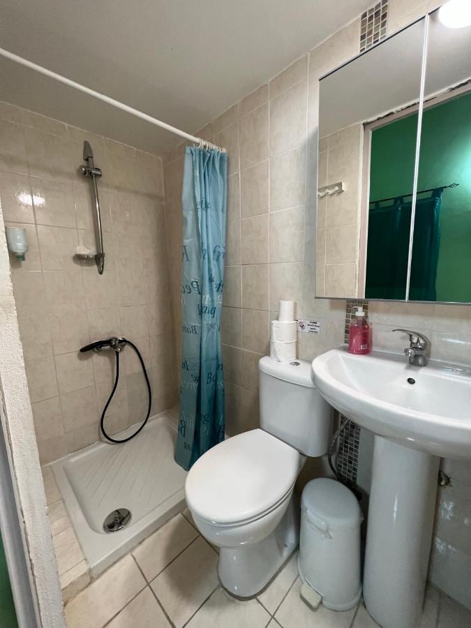 Zouglas App Guesthouse Limassol Exterior photo